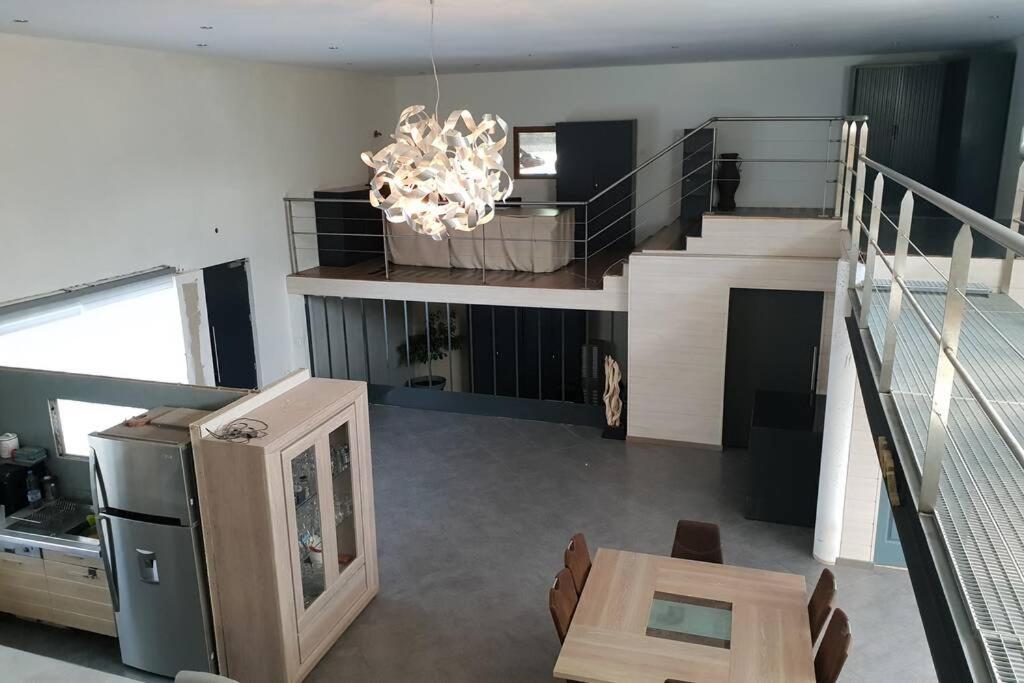 Gîte des Vernizeaux Le Creusot Extérieur photo